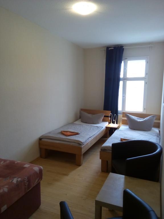 Apartmentpension Am Stadtschloss Потсдам Экстерьер фото