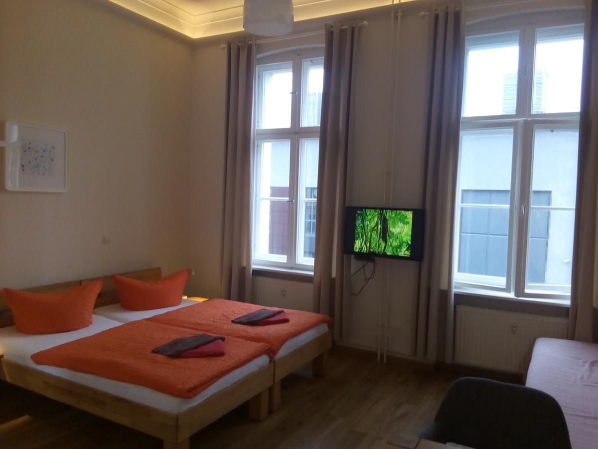 Apartmentpension Am Stadtschloss Потсдам Экстерьер фото